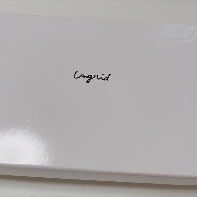 Ungrid(アングリッド)の🍓ungrid通帳カード収納ポーチ🍓 レディースのファッション小物(ポーチ)の商品写真