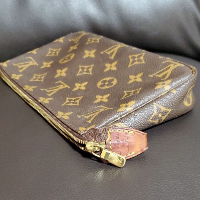 LOUIS VUITTON(ルイヴィトン)のルイヴィトンモノグラムポーチ レディースのファッション小物(ポーチ)の商品写真