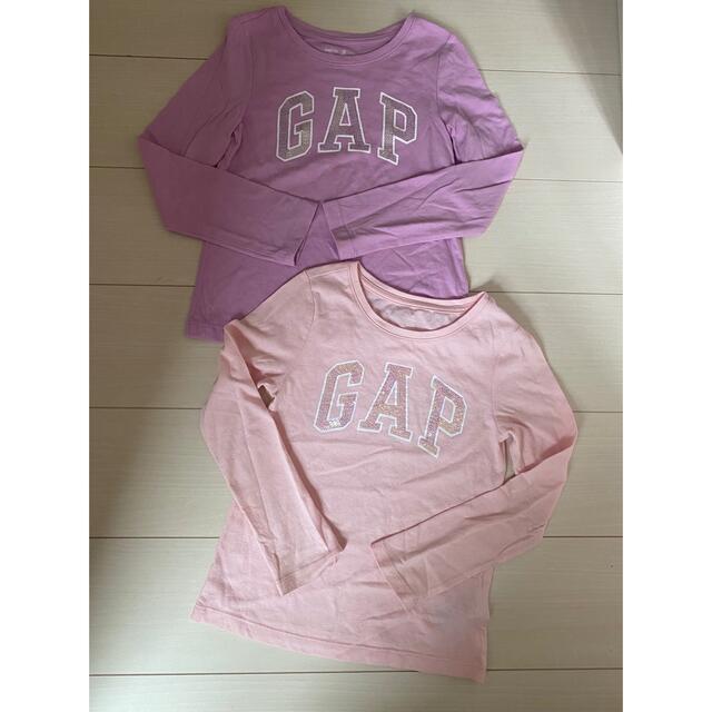 GAP Kids(ギャップキッズ)のGAP KIDS ロゴ　スパンコール　長袖Tシャツ　2枚セット　サイズ120 キッズ/ベビー/マタニティのキッズ服女の子用(90cm~)(Tシャツ/カットソー)の商品写真