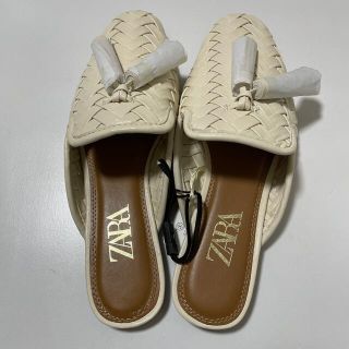 ザラ(ZARA)のZARA  スリッパサンダル　37(サンダル)