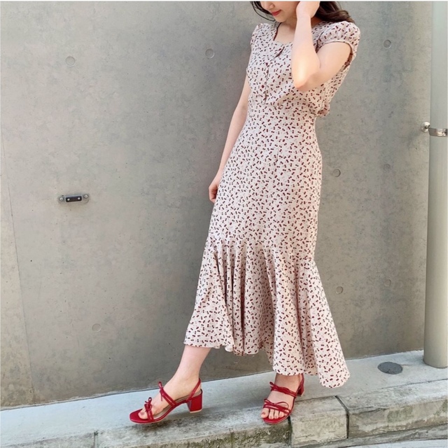 デイシー スカラップネックチェリーブラウス フリーサイズ 定価¥15400