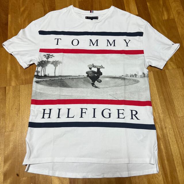 TOMMY HILFIGER(トミーヒルフィガー)のトミーヒルフィガー　キッズ半袖Tシャツ　160センチ キッズ/ベビー/マタニティのキッズ服男の子用(90cm~)(Tシャツ/カットソー)の商品写真