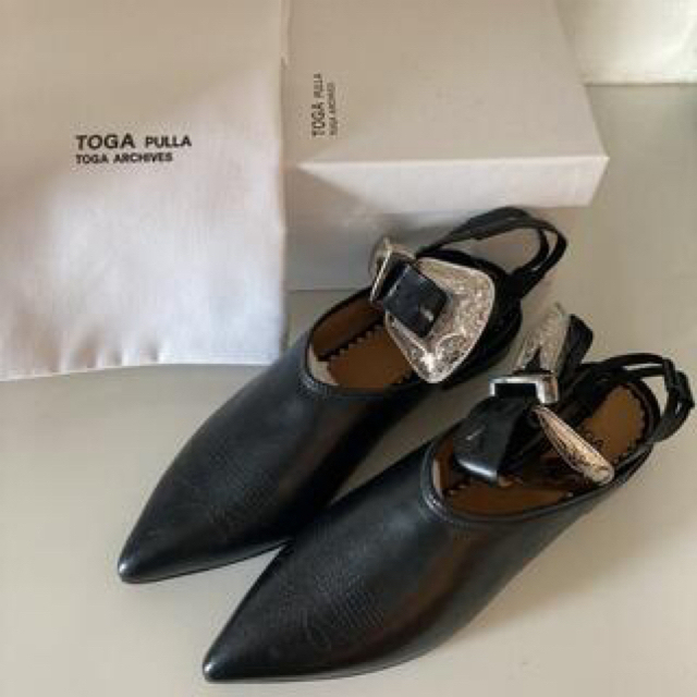 TOGA(トーガ)のTOGA アンクルベルトサンダル レディースの靴/シューズ(サンダル)の商品写真
