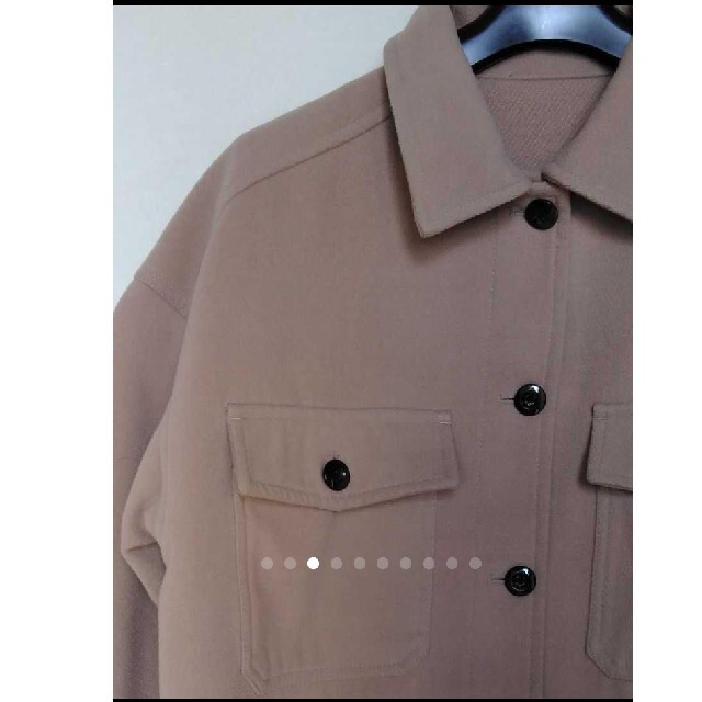 GU(ジーユー)のオーバーサイズ　シャツジャケット　S レディースのジャケット/アウター(テーラードジャケット)の商品写真