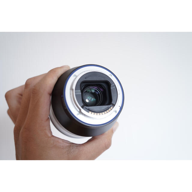 SONY(ソニー)のSony E-Mount Batis 2/25 使用感あり並品 スマホ/家電/カメラのカメラ(レンズ(単焦点))の商品写真