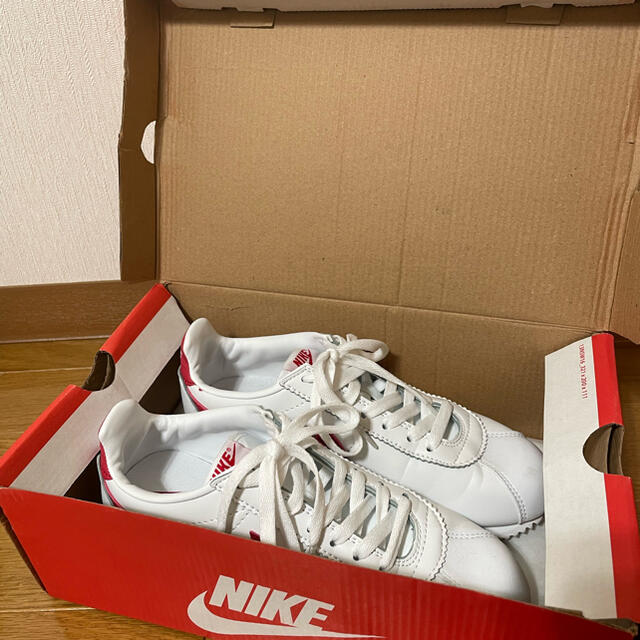 NIKE(ナイキ)のNIKEスニーカー レディースの靴/シューズ(スニーカー)の商品写真