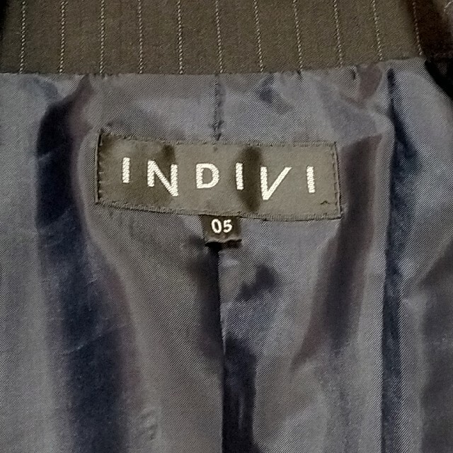 INDIVI - 美品 INDIVI パンツスーツ 上下 ブラック ストライプ サイズ5の通販 by CENA7730's shop｜インディヴィ ならラクマ