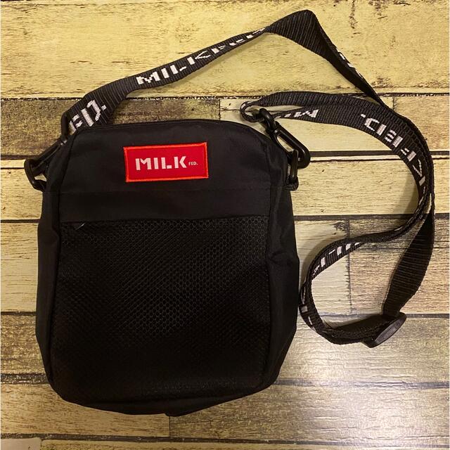 MILKFED.(ミルクフェド)のMILKFED ミニショルダーバッグ【美品】 レディースのバッグ(ショルダーバッグ)の商品写真