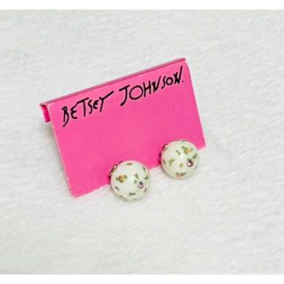 ベッツィジョンソン(BETSEY JOHNSON)のベッツィジョンソン　ピアス(ピアス)