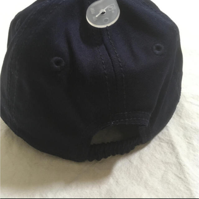 babyGAP(ベビーギャップ)の『新品』babyGap 女の子向 ロゴキャップ 48-50㎝ キッズ/ベビー/マタニティのこども用ファッション小物(帽子)の商品写真