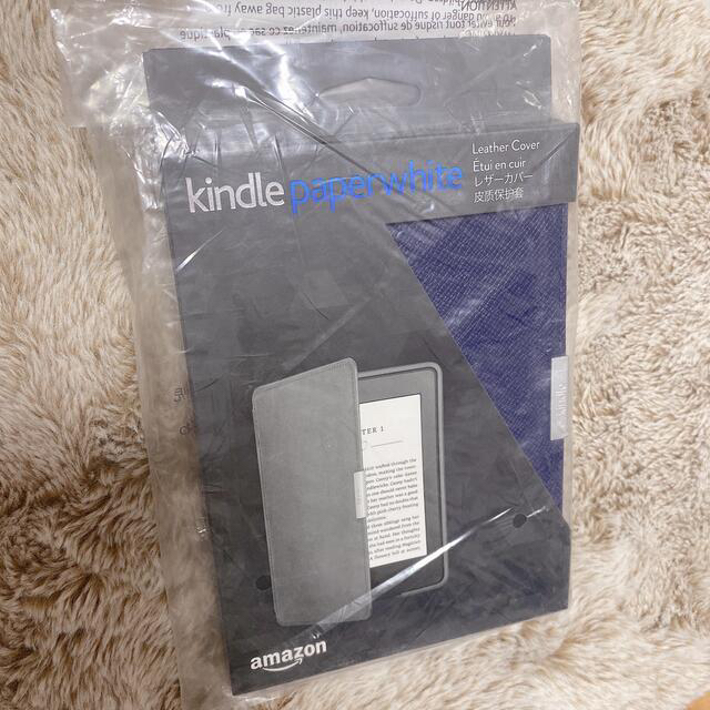 新品　Amazon Kindle Paperwhite用レザーカバー　ネイビー スマホ/家電/カメラのPC/タブレット(電子ブックリーダー)の商品写真