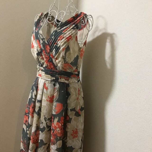 ローラアシュレイ 花柄 ワンピース 美品 魅力的な価格 ★新品同様★BE RADIANCE フロッキー袖ニットセットアップ