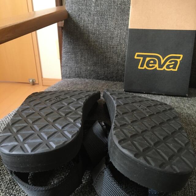 Teva(テバ)の美品　teva サンダル　黒　original universal 27.0  メンズの靴/シューズ(サンダル)の商品写真