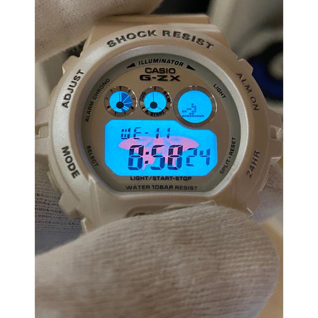 G-SHOCK(ジーショック)のg-shock mini/GZX-690LV/限定/ラバコレ/パール/メタリック メンズの時計(腕時計(デジタル))の商品写真