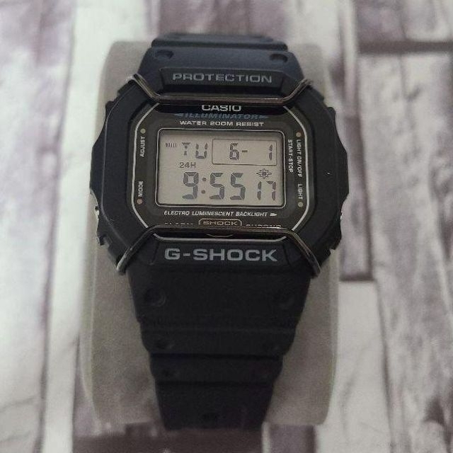 G-SHOCK DW-5600・GW-M5610系 バンパープロテクター　ブラッ メンズの時計(腕時計(デジタル))の商品写真