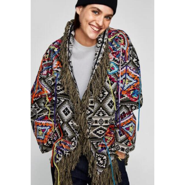 ZARA(ザラ)のZARA ジャガード刺繍入りジャケット レディースのジャケット/アウター(その他)の商品写真