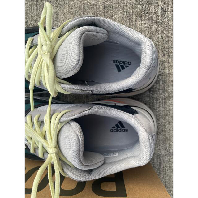 adidas(アディダス)のyeezy boost 700 メンズの靴/シューズ(スニーカー)の商品写真