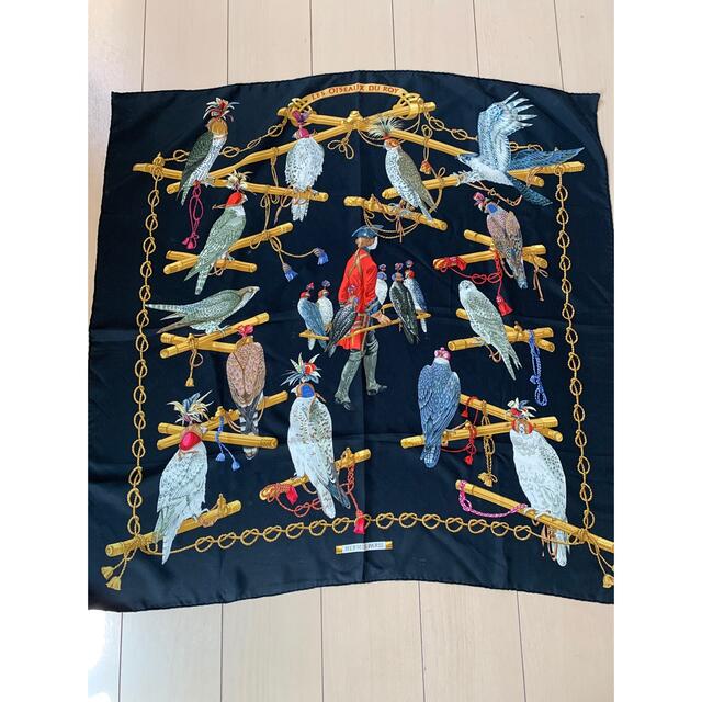 エルメス　HERMES スカーフ　カレ　LES OISEAUX DU ROY