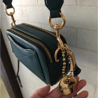 マークジェイコブス(MARC JACOBS)のMARC JACOBS カメラバッグ(ショルダーバッグ)