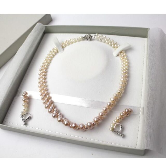 真珠 グラデーション パール 本真珠 ネックレス＋イヤリング レディースのアクセサリー(ネックレス)の商品写真