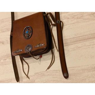 goro's - ゴローズ カスタム角型メディスンショルダーバック 焦茶の