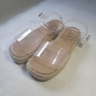 ザラキッズ(ZARA KIDS)のZARA　キッズサンダル(サンダル)