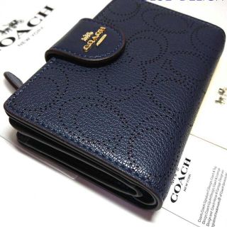 コーチ(COACH)の心愛様専用ページ　　　COACH 折り財布 ネイビー／パンチングレザー（新作）(財布)