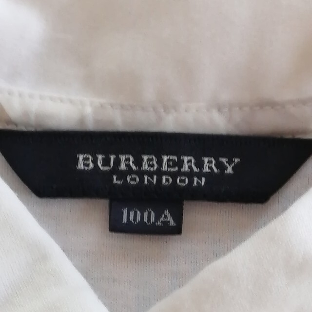 BURBERRY(バーバリー)のBURBERRY 白カットソー　100cm キッズ/ベビー/マタニティのキッズ服女の子用(90cm~)(Tシャツ/カットソー)の商品写真