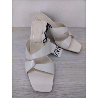 ザラ(ZARA)のZARA(ザラ) BLOCK HEEL LEATHER SANDALS シューズ(サンダル)