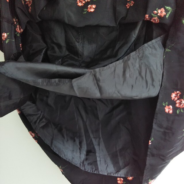 grove(グローブ)のgrove スカート 花柄 黒 サイズM レディースのスカート(ロングスカート)の商品写真
