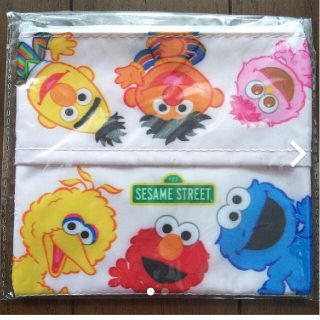 セサミストリート(SESAME STREET)のティッシュケース付きポーチ(ティッシュボックス)