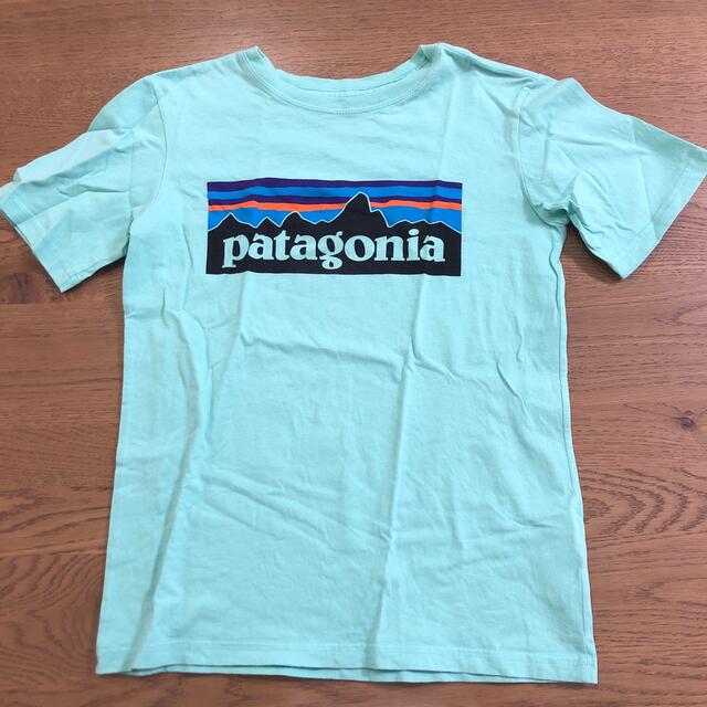 patagonia(パタゴニア)のパタゴニア　キッズTシャツ S7-8 キッズ/ベビー/マタニティのキッズ服男の子用(90cm~)(Tシャツ/カットソー)の商品写真