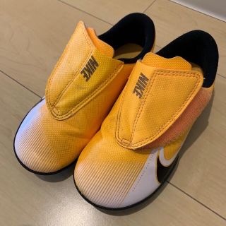 ナイキ(NIKE)のNIKE ジュニア　トレーニングシューズ18cm(シューズ)