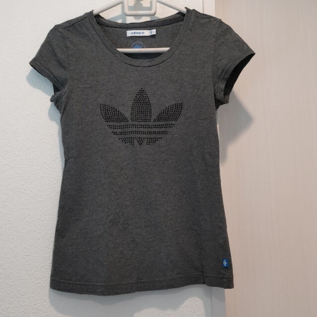 adidas(アディダス)のさち様専用 アディダス オリジナルロゴ Tシャツ レディースのトップス(Tシャツ(半袖/袖なし))の商品写真