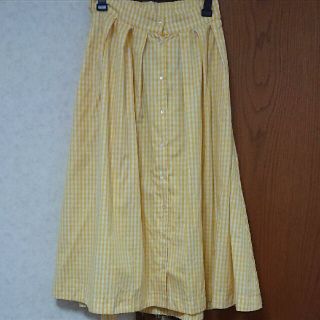 ダブルクローゼット(w closet)のw closed フロントボタン 黄色　 チェック　ロングスカート(ロングスカート)