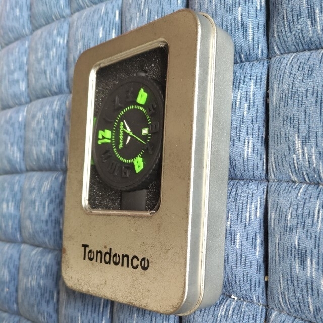 Tendence(テンデンス)のTendence(テンデンス)　時計型USB スマホ/家電/カメラのPC/タブレット(PC周辺機器)の商品写真