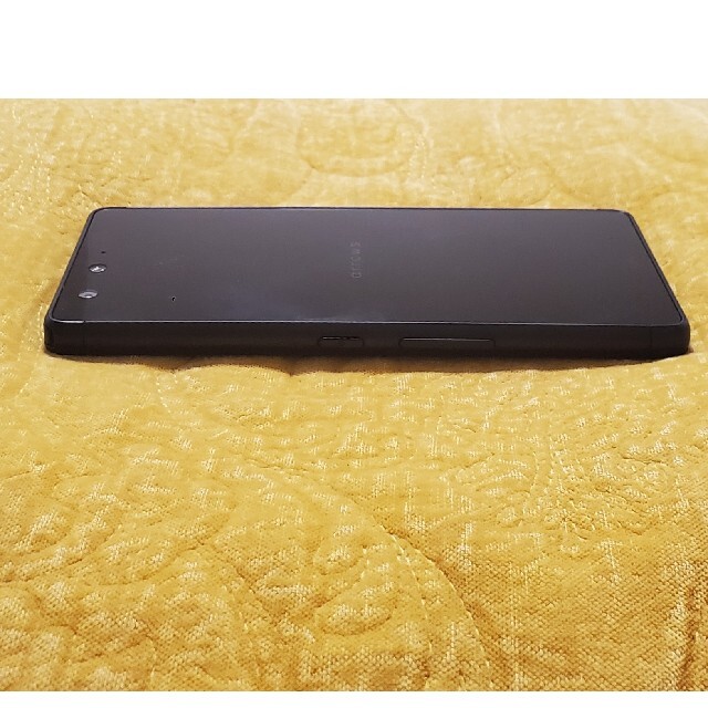 arrows(アローズ)のarrows Be F-05J  Black docomo スマホ/家電/カメラのスマートフォン/携帯電話(スマートフォン本体)の商品写真