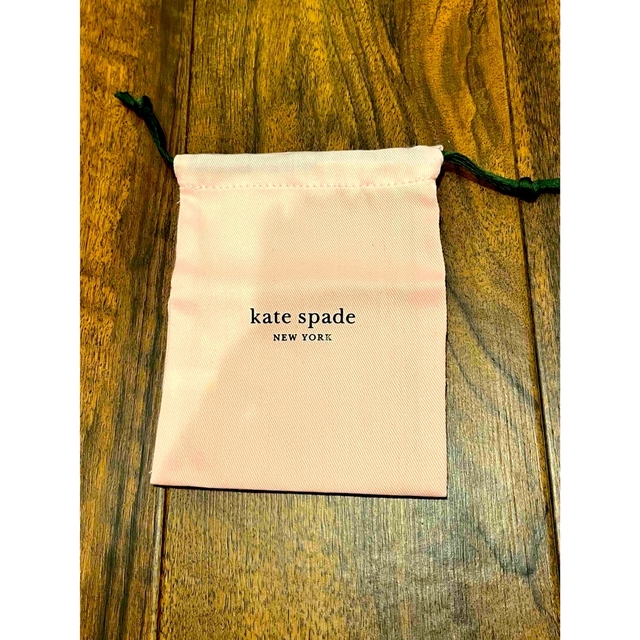 kate spade new york(ケイトスペードニューヨーク)のkate spade セットインストーンヒンジバングル新品タグ付 レディースのアクセサリー(ブレスレット/バングル)の商品写真