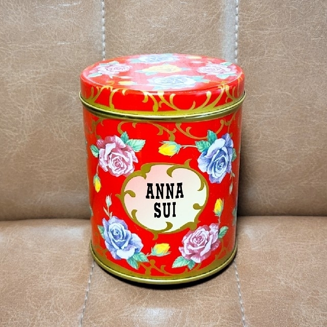 ANNA SUI(アナスイ)のアナスイ 赤缶 インテリア/住まい/日用品のインテリア小物(小物入れ)の商品写真