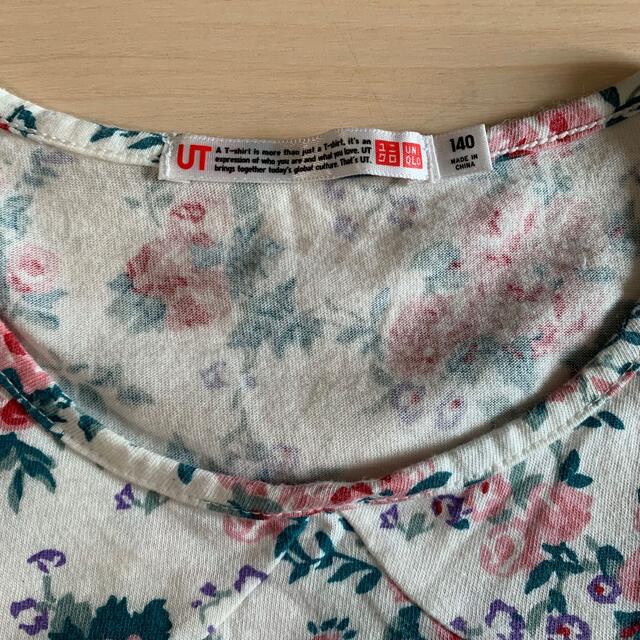 UNIQLO(ユニクロ)のUNIQLO ユニクロ × ローラアシュレイ Tシャツ 140 UT キッズ/ベビー/マタニティのキッズ服女の子用(90cm~)(Tシャツ/カットソー)の商品写真