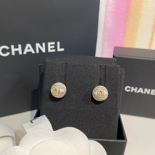 CHANEL ピアス パール ココマーク 小ぶり♪