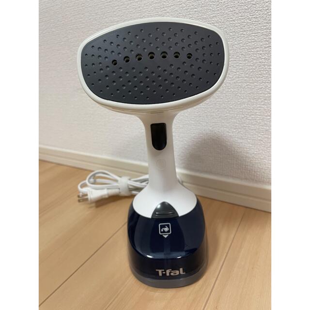 T-fal(ティファール)のT-FAL(ティファール) 衣類スチーマー スマホ/家電/カメラの生活家電(アイロン)の商品写真