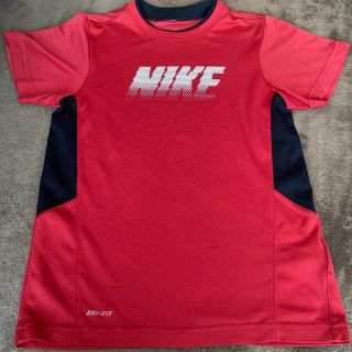 ナイキ(NIKE)のナイキ　Nike 130 140 tシャツ スポーツ　ポリエステル(Tシャツ/カットソー)