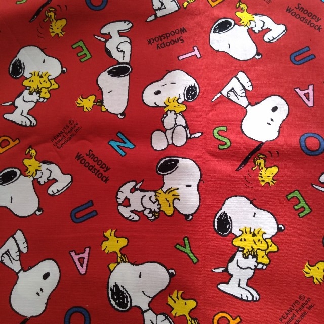 SNOOPY(スヌーピー)のスヌーピー　はぎれ ハンドメイドの素材/材料(生地/糸)の商品写真