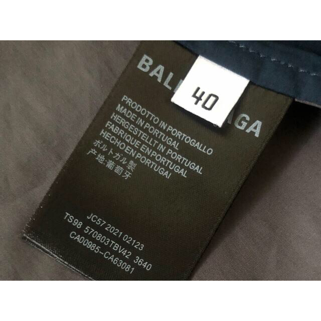 Balenciaga(バレンシアガ)のバレンシアガ　トラックジャケット メンズのジャケット/アウター(ナイロンジャケット)の商品写真