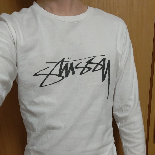 STUSSY(ステューシー)のフロントロゴSTUSSYシンプル長袖TシャツSサイズ白ホワイトロンＴステューシー メンズのトップス(Tシャツ/カットソー(七分/長袖))の商品写真