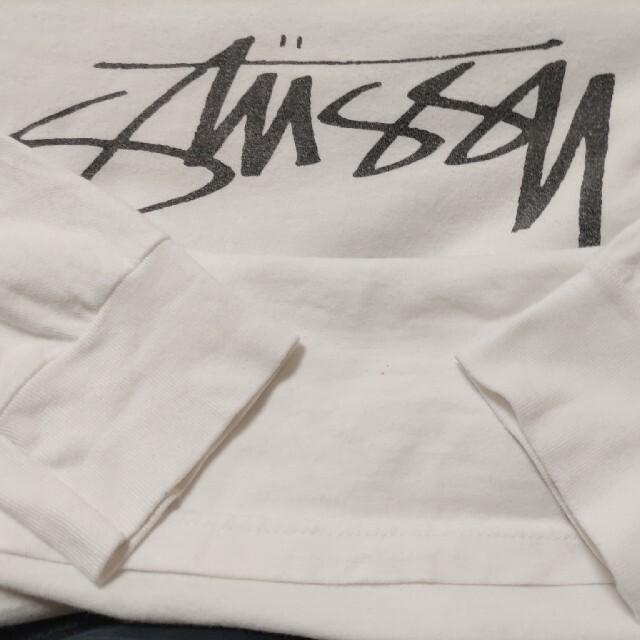 STUSSY(ステューシー)のフロントロゴSTUSSYシンプル長袖TシャツSサイズ白ホワイトロンＴステューシー メンズのトップス(Tシャツ/カットソー(七分/長袖))の商品写真