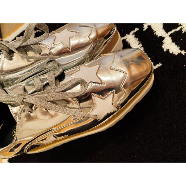 星柄　スニーカー　厚底 レディースの靴/シューズ(ローファー/革靴)の商品写真