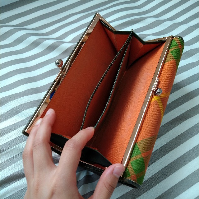 Vivienne Westwood(ヴィヴィアンウエストウッド)のタータンチェック長財布 レディースのファッション小物(財布)の商品写真