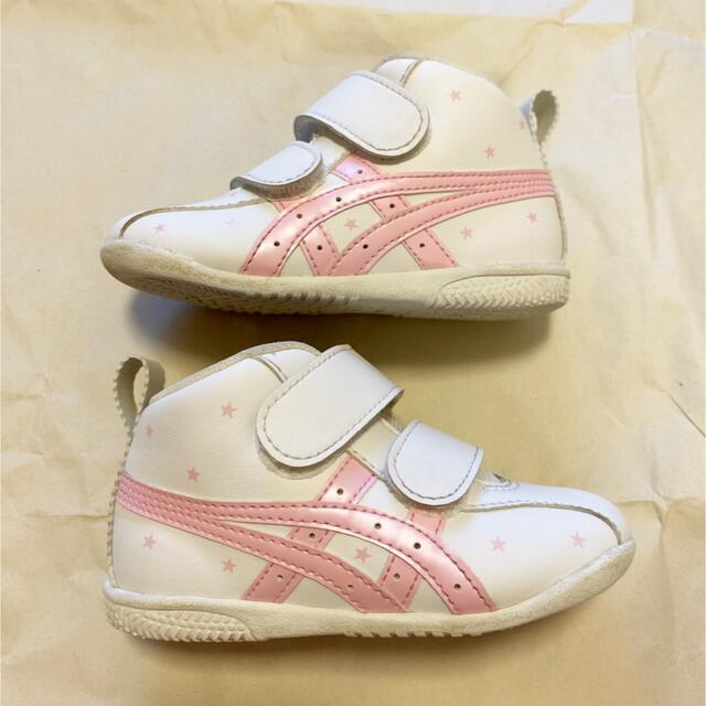 asics(アシックス)のアシックス スクスク ファースト ファーストシューズ 13.5cm キッズ/ベビー/マタニティのベビー靴/シューズ(~14cm)(スニーカー)の商品写真